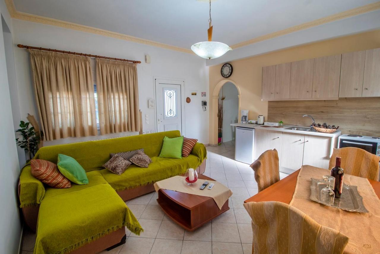 Holiday home Efi's